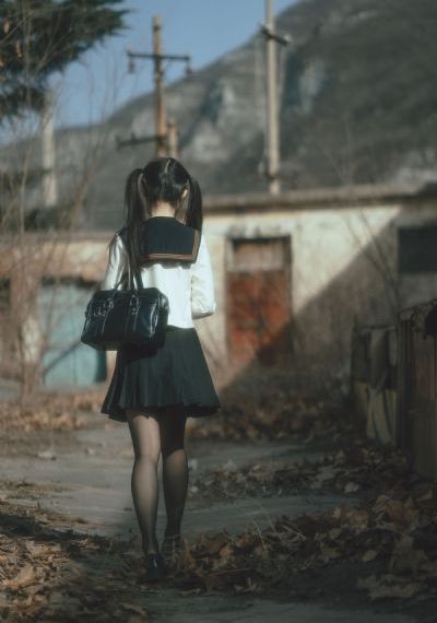 女人18片毛片90分钟免费_免费观看高清版