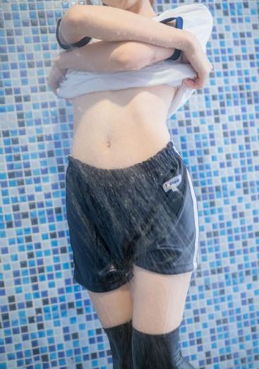 国产美女视频一区_1080免费观看